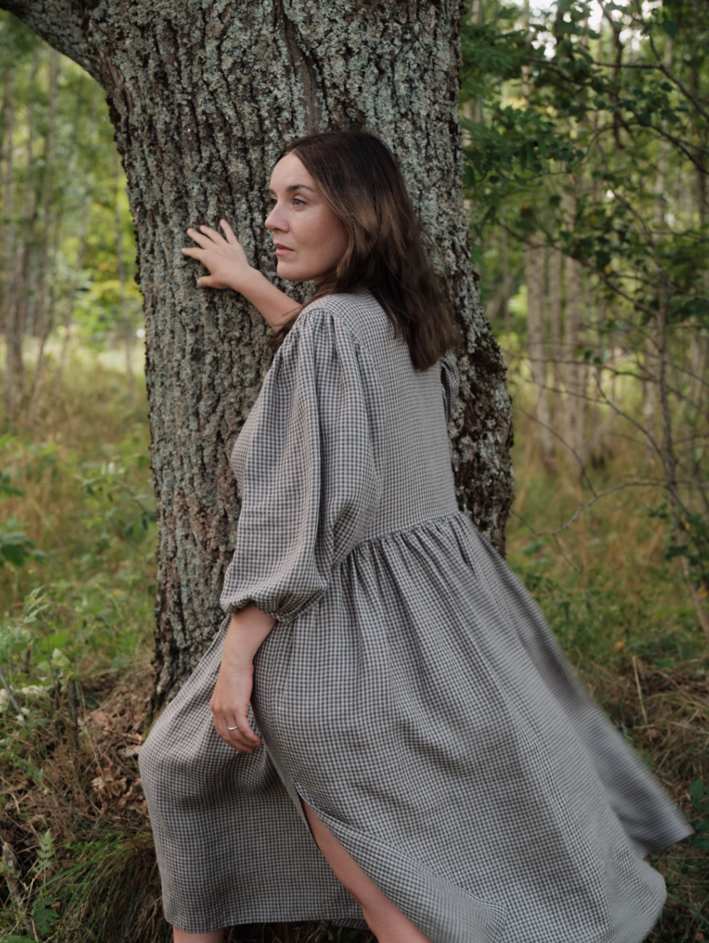 Petronella - midi linen robe dress
